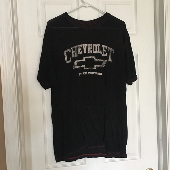 ✨3/$15✨ Official GM Chevrolet Tee - Picture 2 of 5